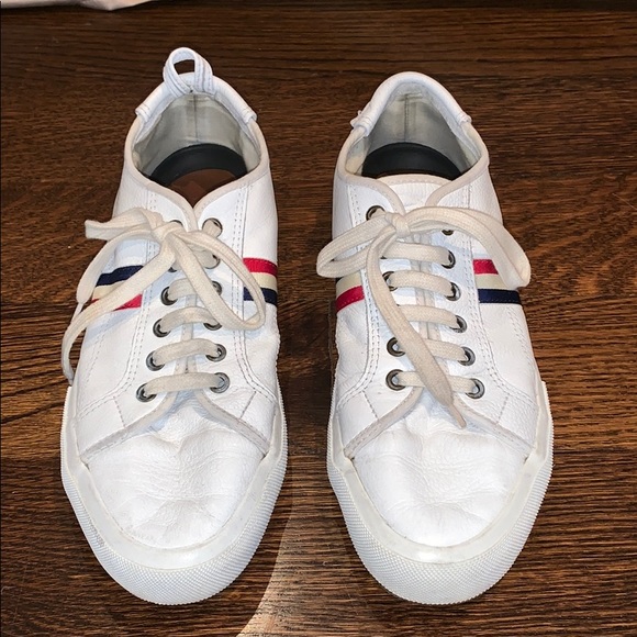 brooks brothers men's sneakers